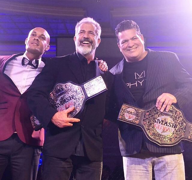 Mel Gibson en un evento de etiqueta de la MMA